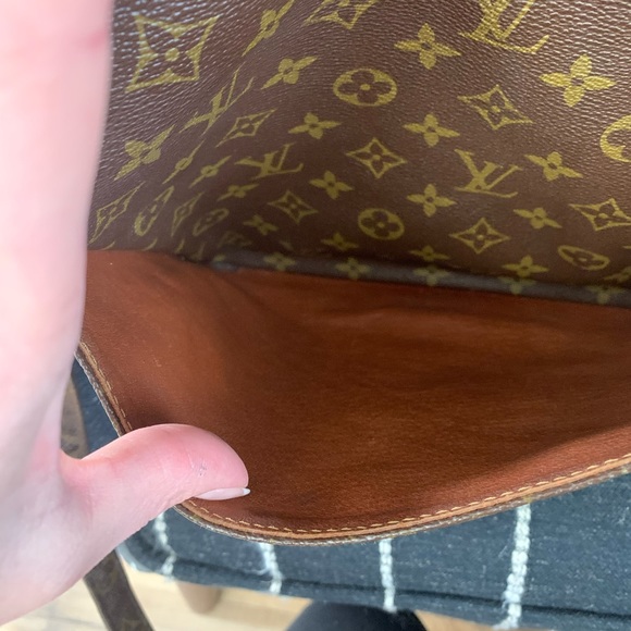 Louis Vuitton Marceau GM - Picture 10 of 14